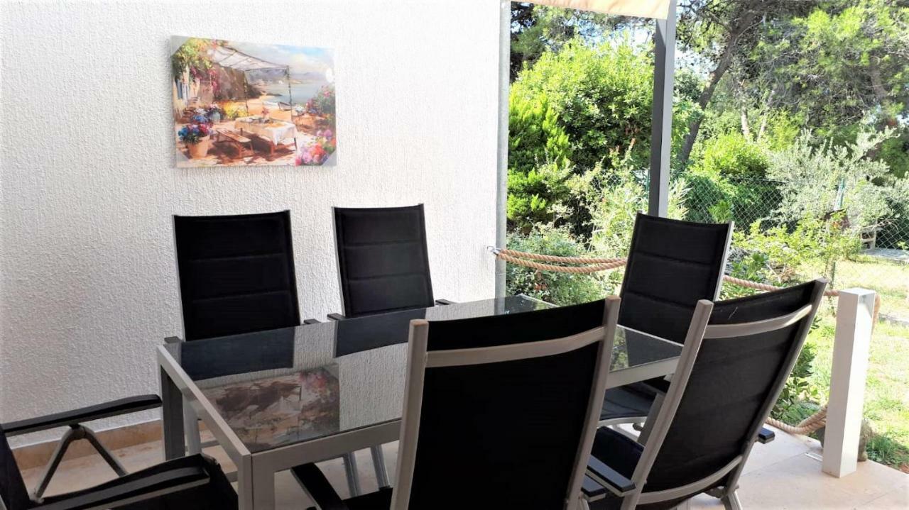 Appartamento Apartmen Relax 200 M T Beach Rovigno Esterno foto